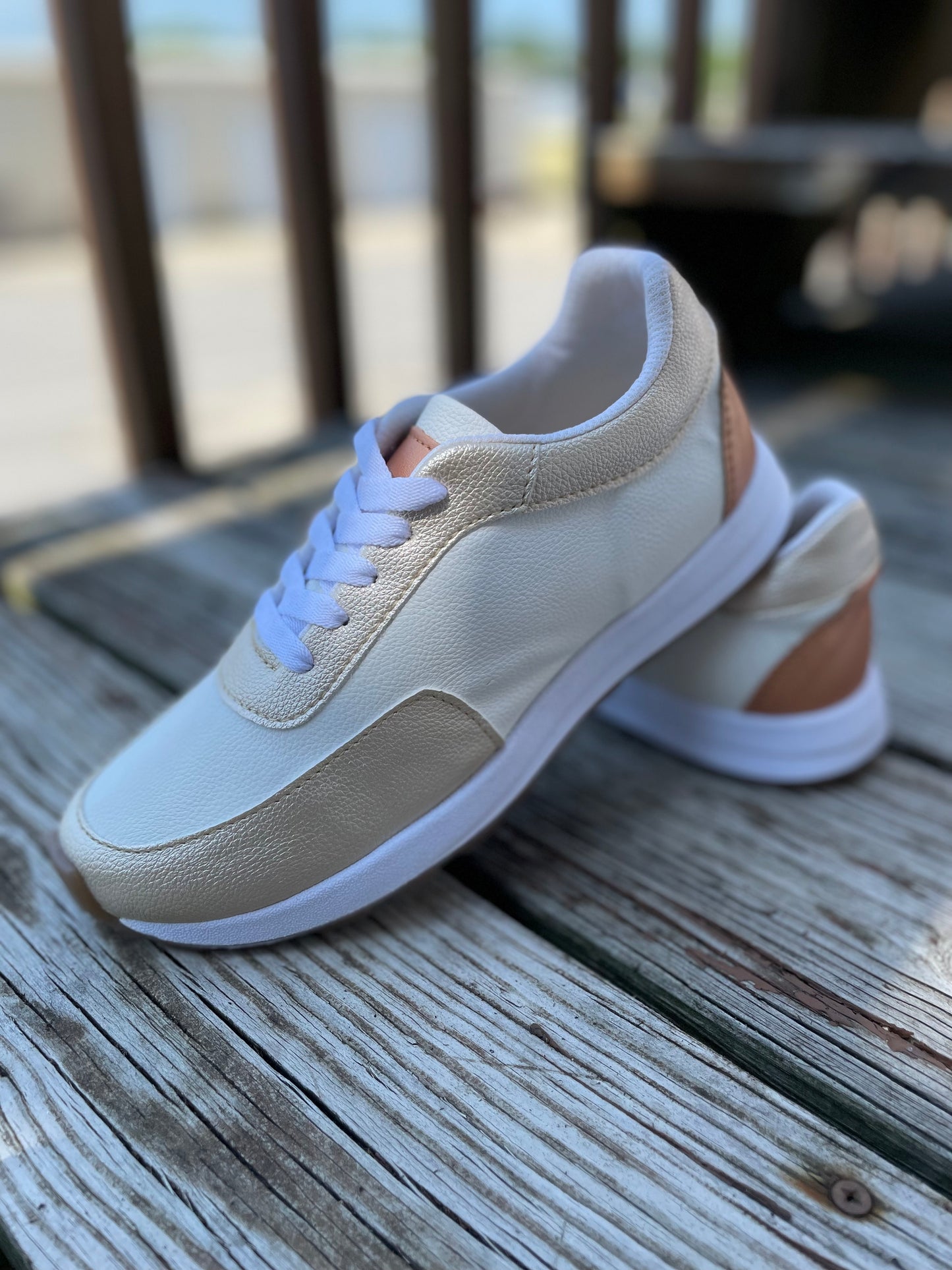 Luna sneaker