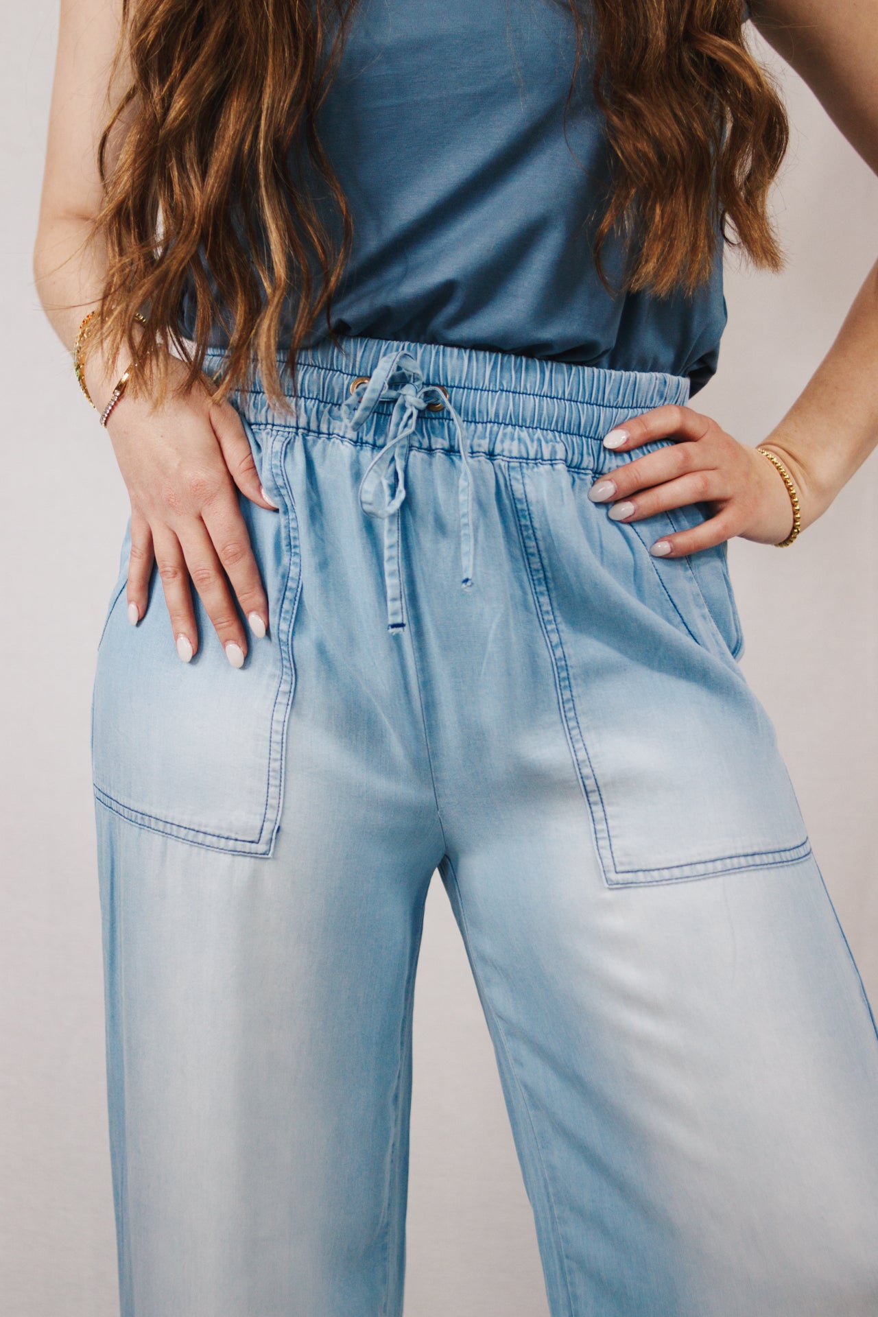 Wide leg Chambrary Pants