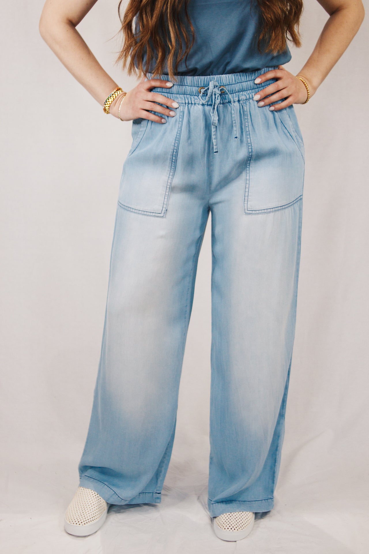 Wide leg Chambrary Pants