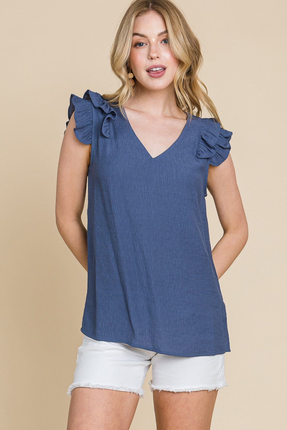 Ruffle S Sleeve VNeck Top
