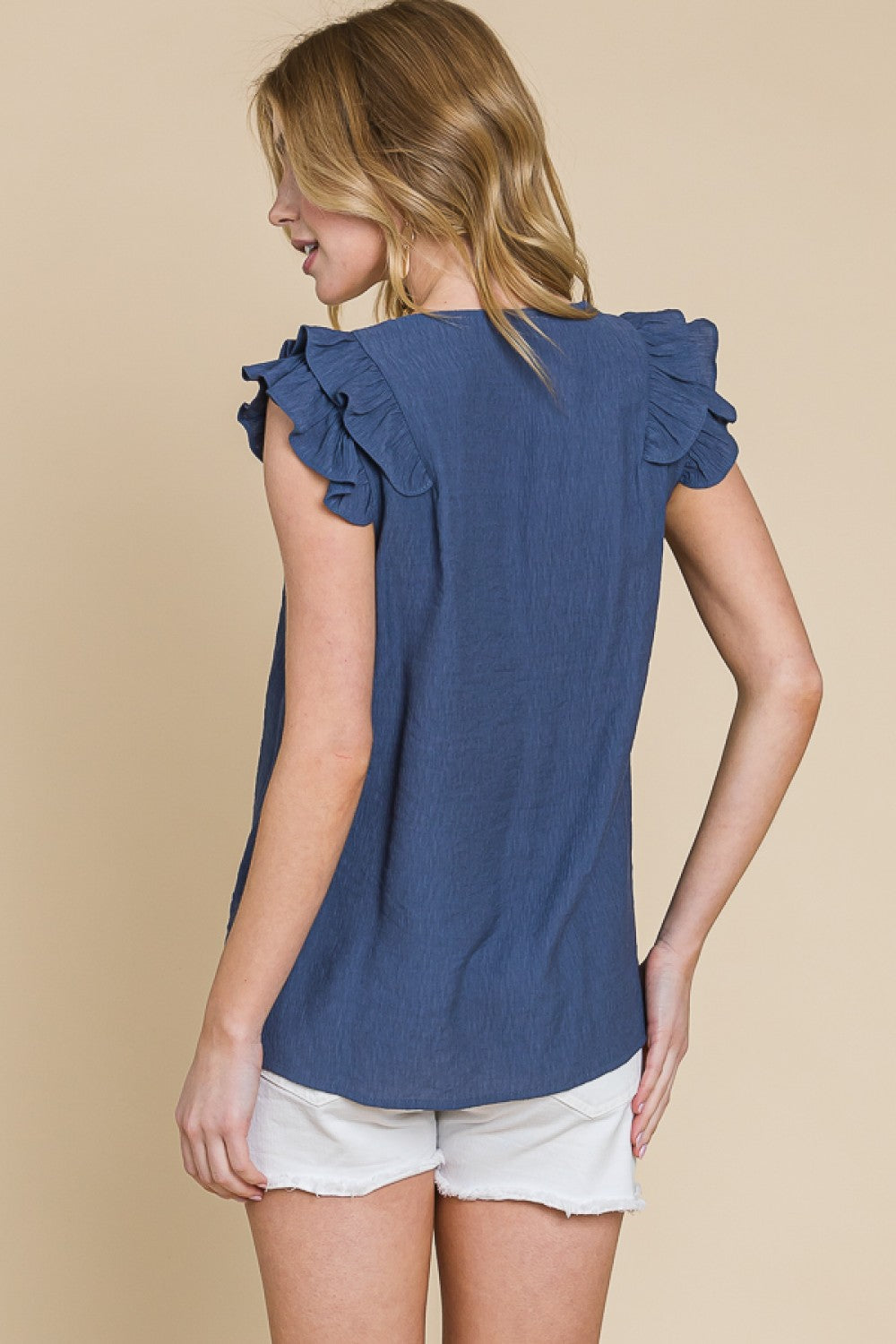 Ruffle S Sleeve VNeck Top