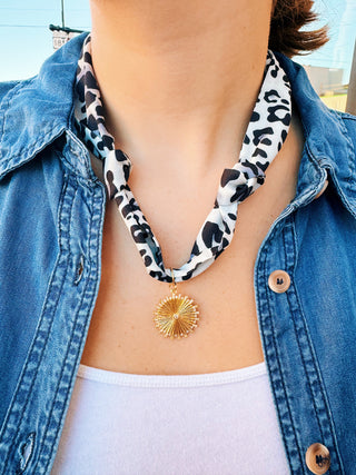 Leopard Scarf Necklace - grey