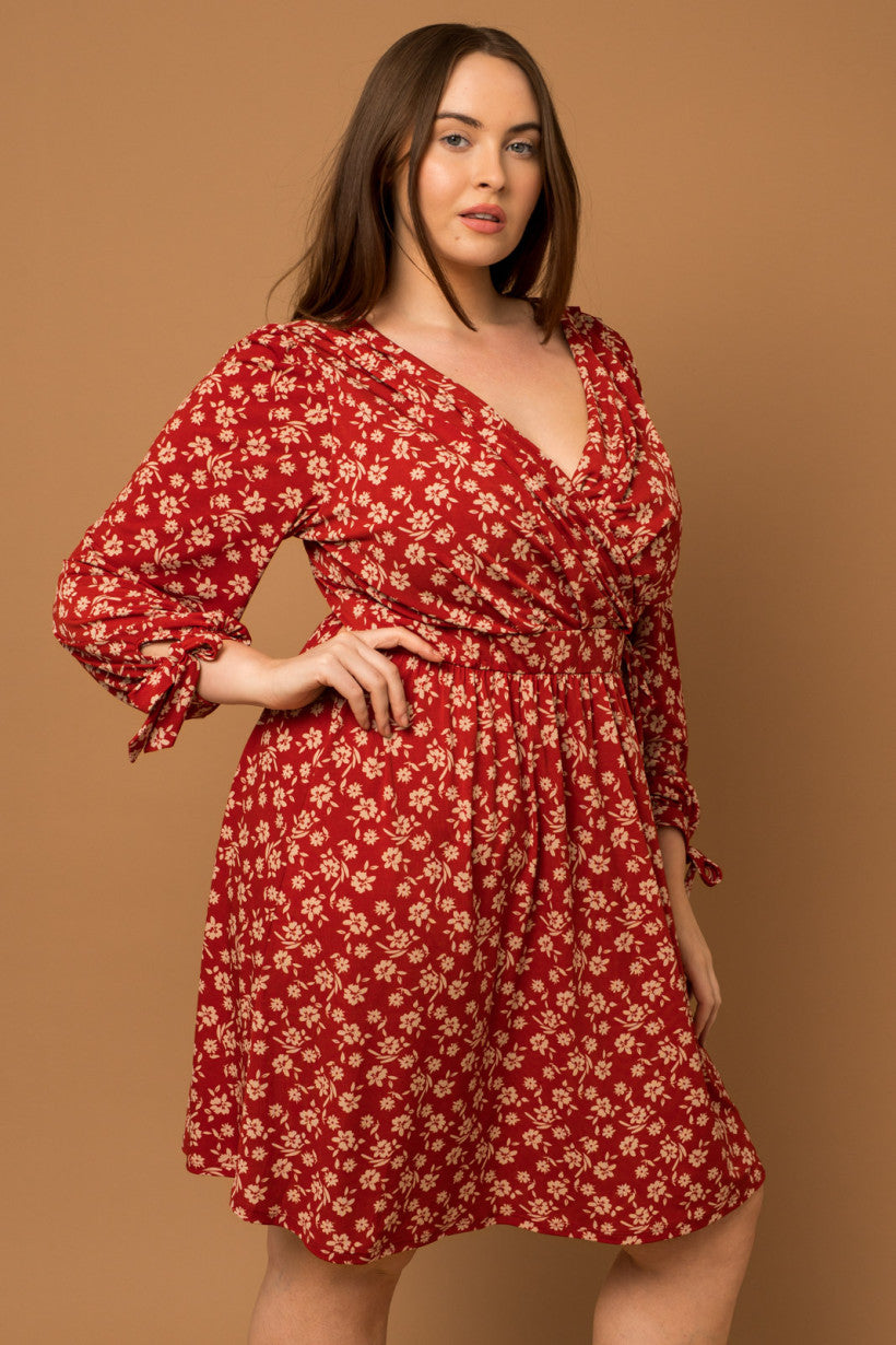 Nathalya Dress - Curvy