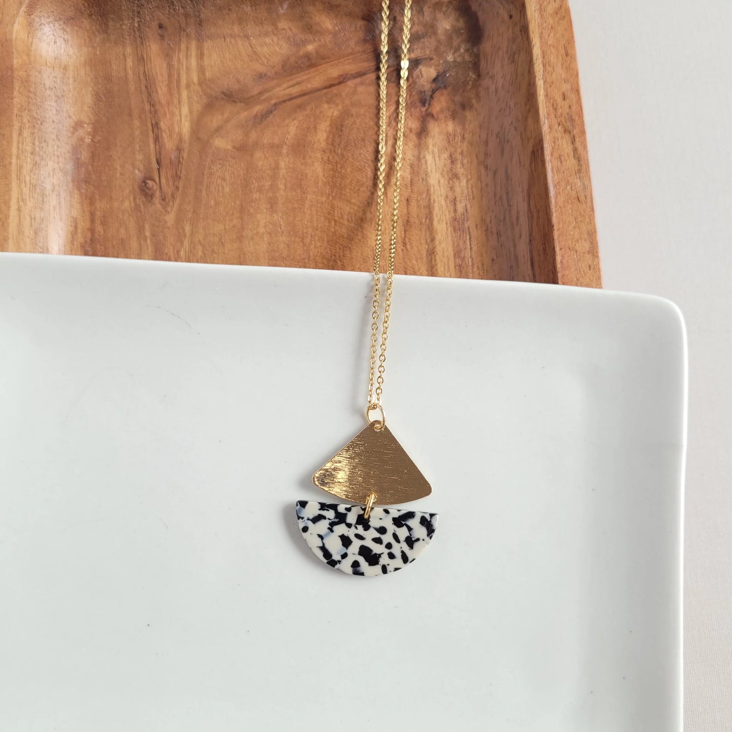 Ava Necklace