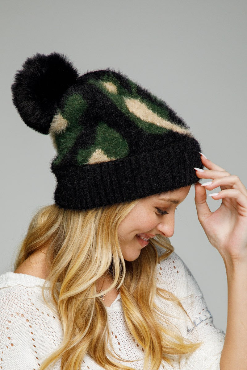 Fuzzy Beanie Pom Pom