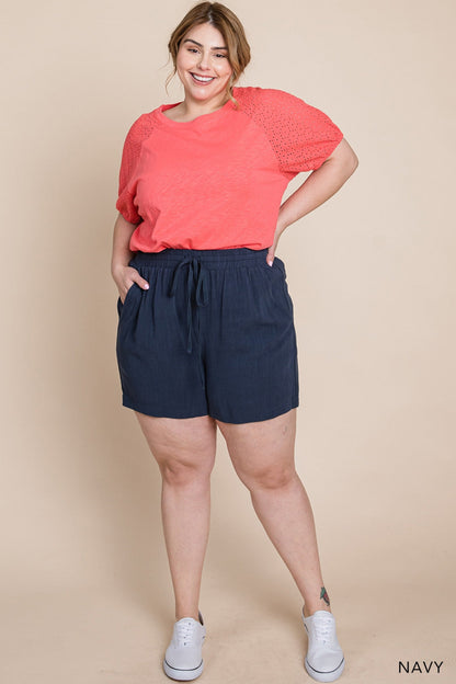 Curvy Casual Linen Shorts
