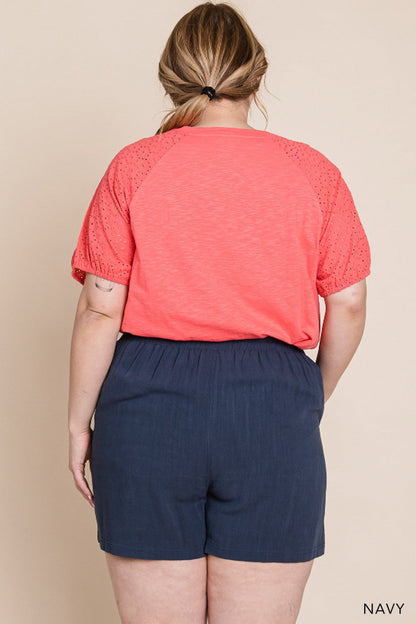 Curvy Casual Linen Shorts