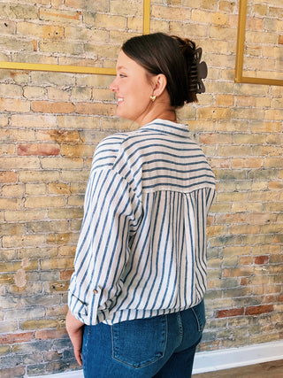 Emery Front Twist Top