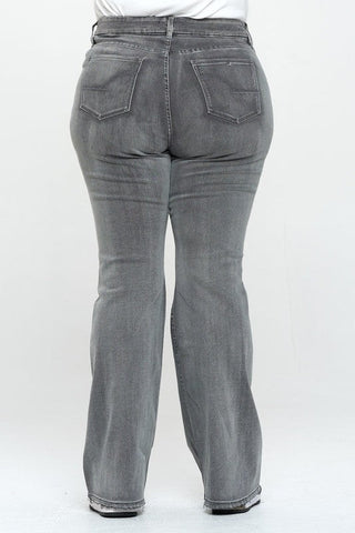 Curvy HR Flare Jeans