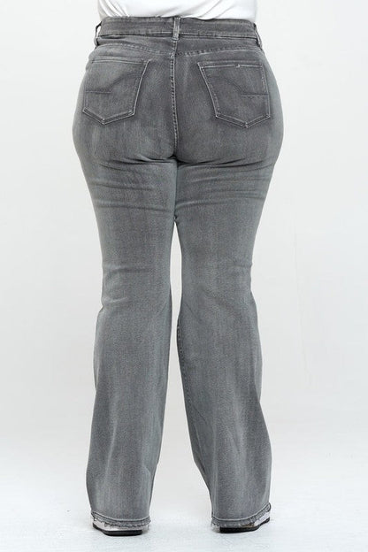 Curvy - HR Flare Jeans